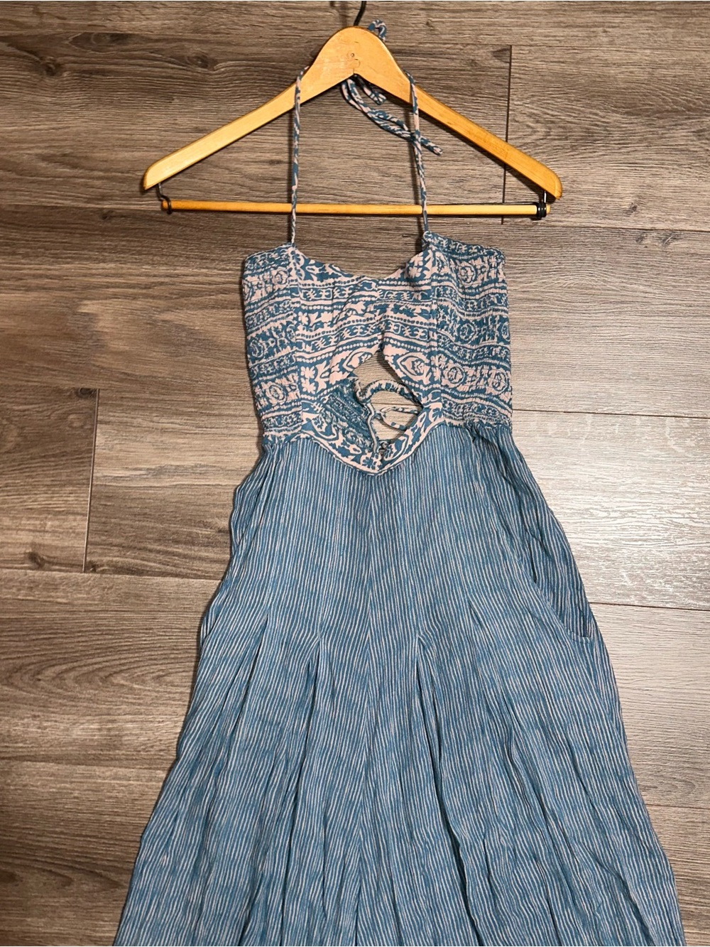 Free People Crystal Bay Jumpsuit Wide Leg Open Tied Halter Patterned BOHO - Picture 2 of 12